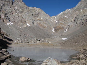 08 2009-11-01 lago e rifugio di coca 090