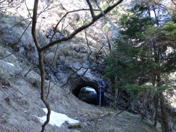 2014-04-16  passo e cima Fobia Tremosine 011